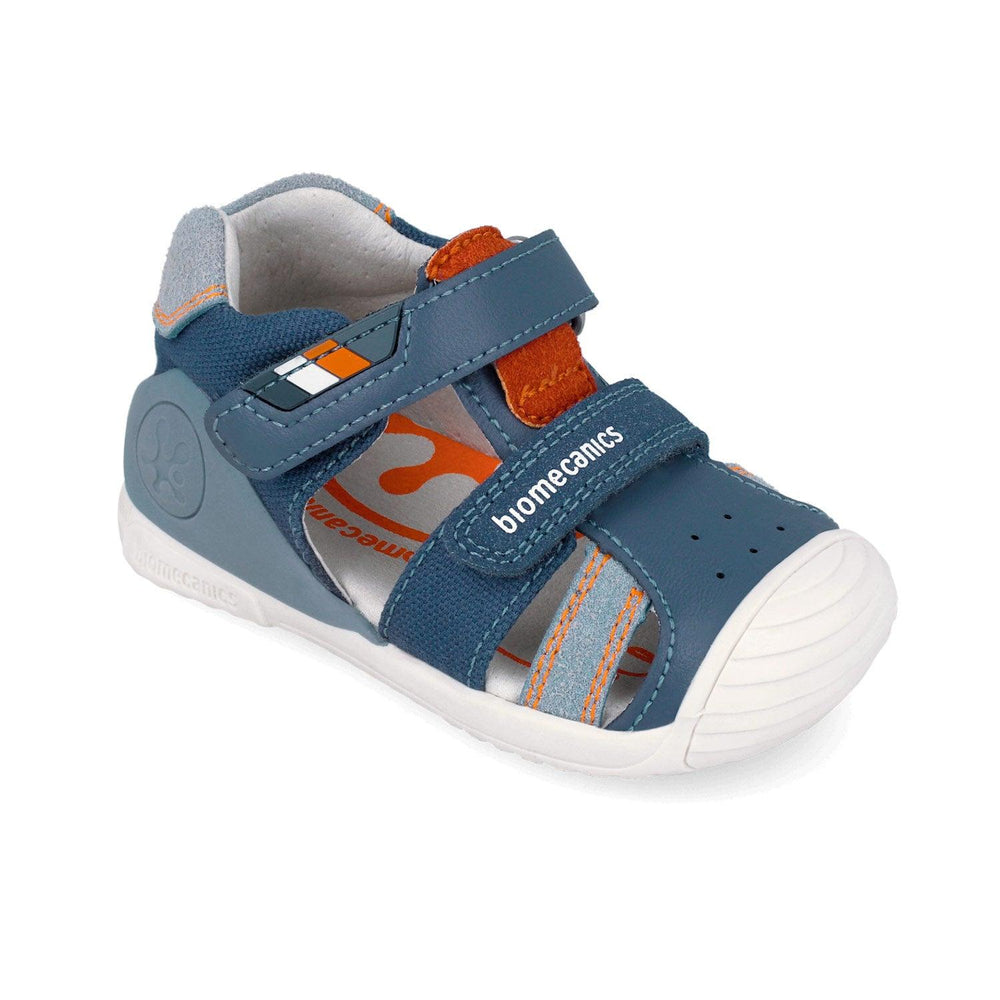 Sandale Biomecanics URBAN 262123-A556 petrol pentru băieți, design ergonomic și piele naturală respirabilă, ideale pentru primii pași.